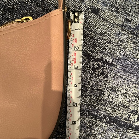 NWOT beautiful Radley bag in soft pebbled leather. - Picture 12 of 15